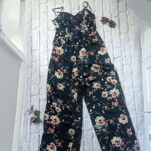 NWOT sleeveless floral wide leg jumpsuit